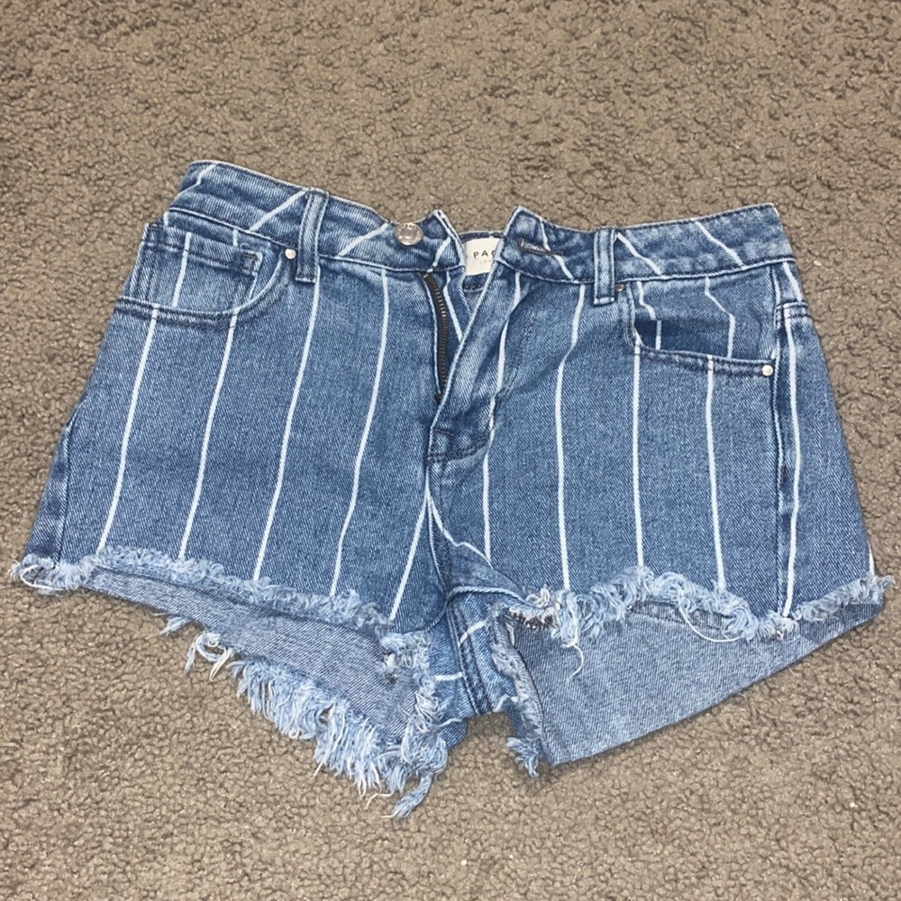 Stripped pacsun shorts